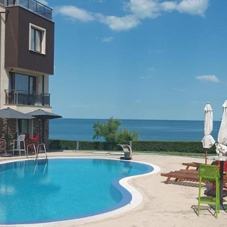 Апартаменты Swan Bay Complex Черноморец Экстерьер фото
